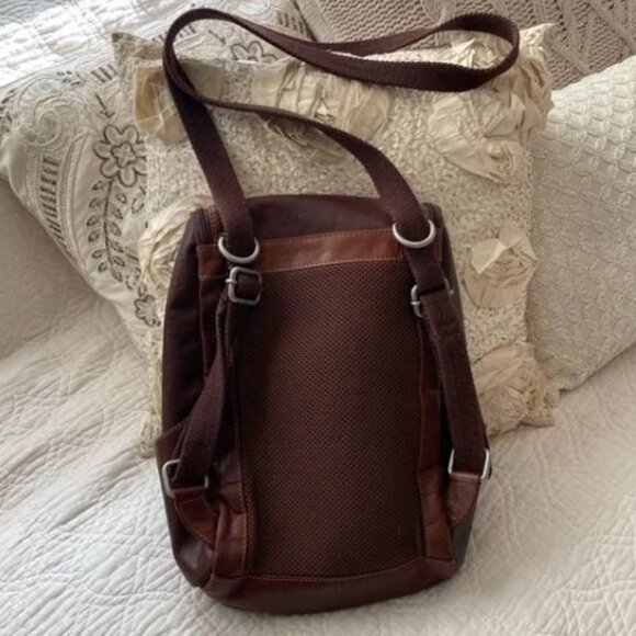 Jack Georges Voyager Collection Brown Leather Backpack Crossbody Convertible Bag - Picture 5 of 6